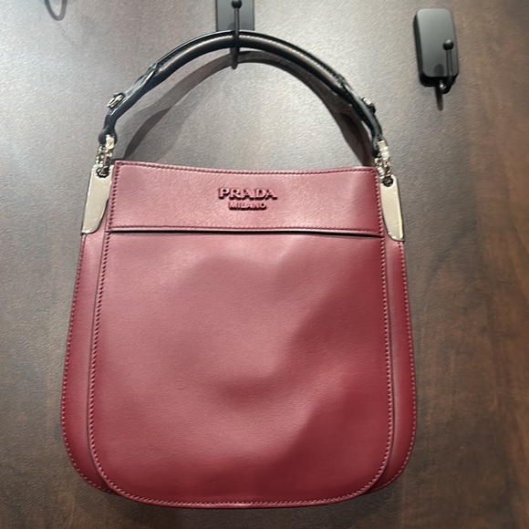 Like new - Picture 3 of 10